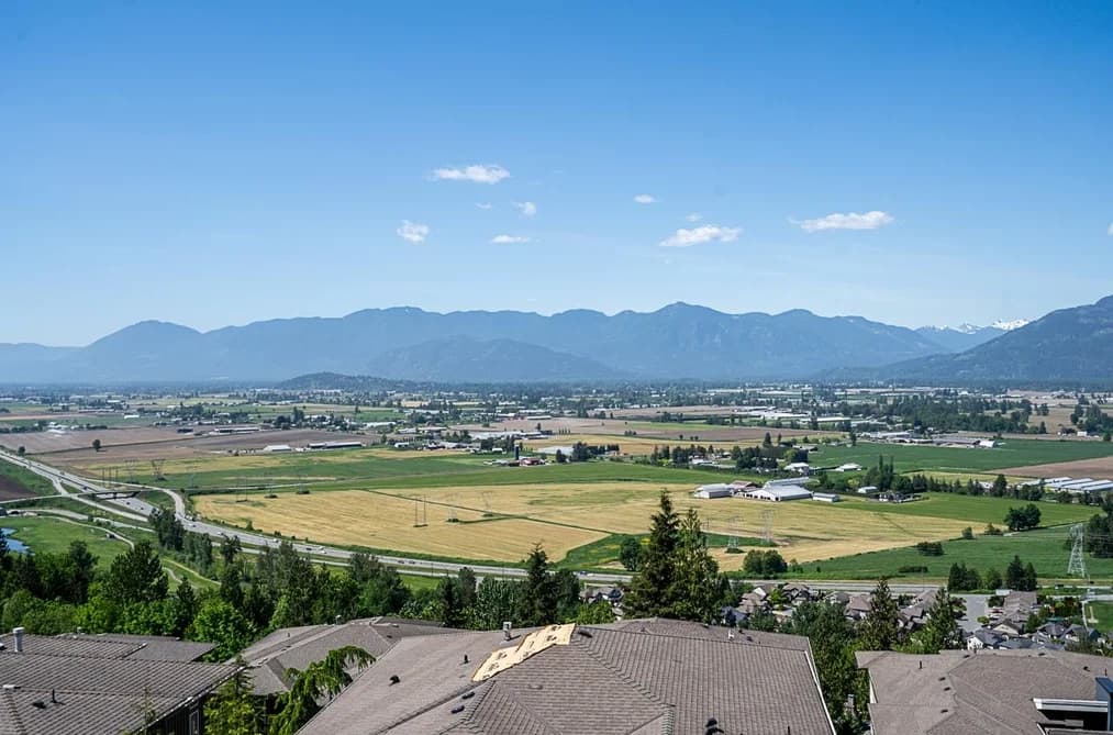 111 51075 FALLS COURT, Chilliwack, BC — Residential for Sale - Photo 2