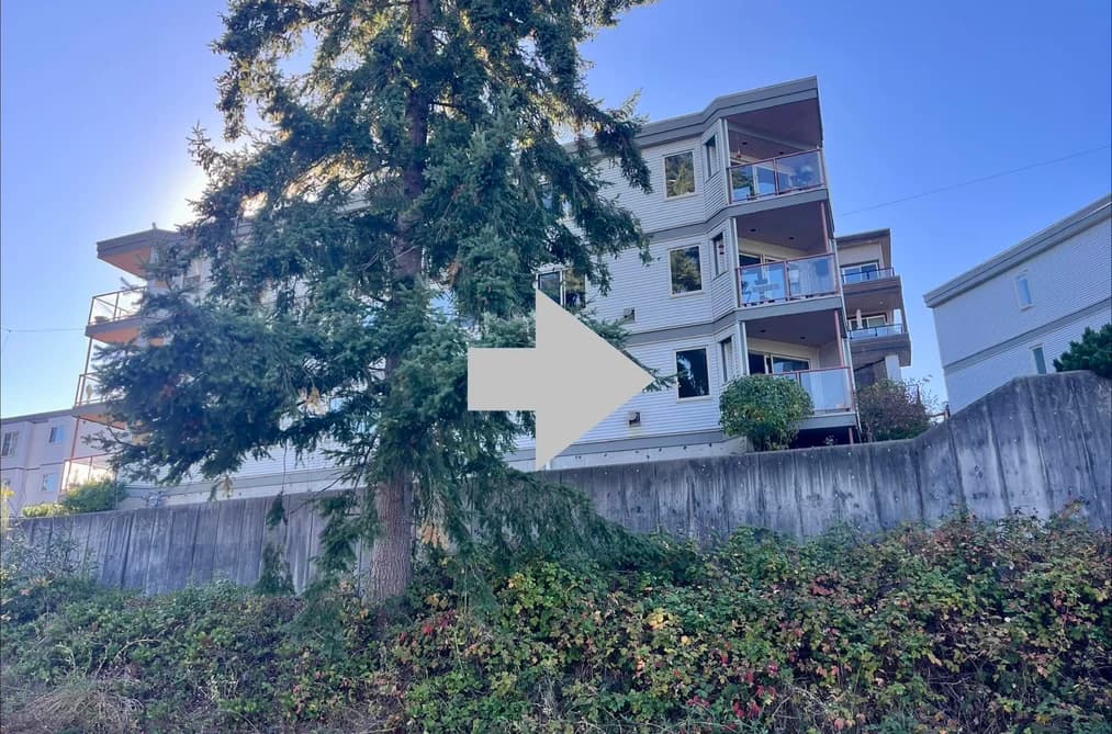 111 5780 TRAIL AVENUE, Sechelt, BC — Residential for Sale - Photo 2