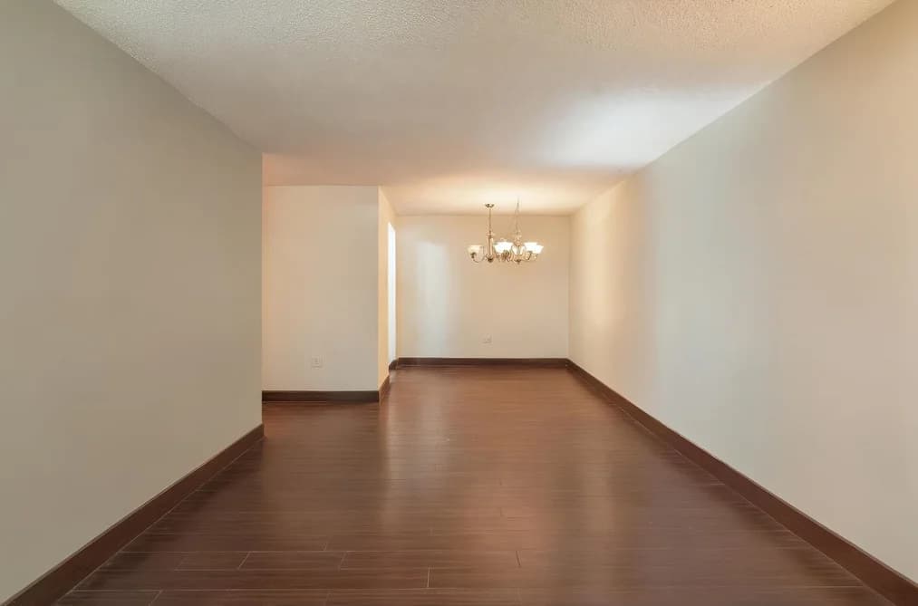111 7297 MOFFATT ROAD, Richmond, BC — Residential for Sale - Photo 2