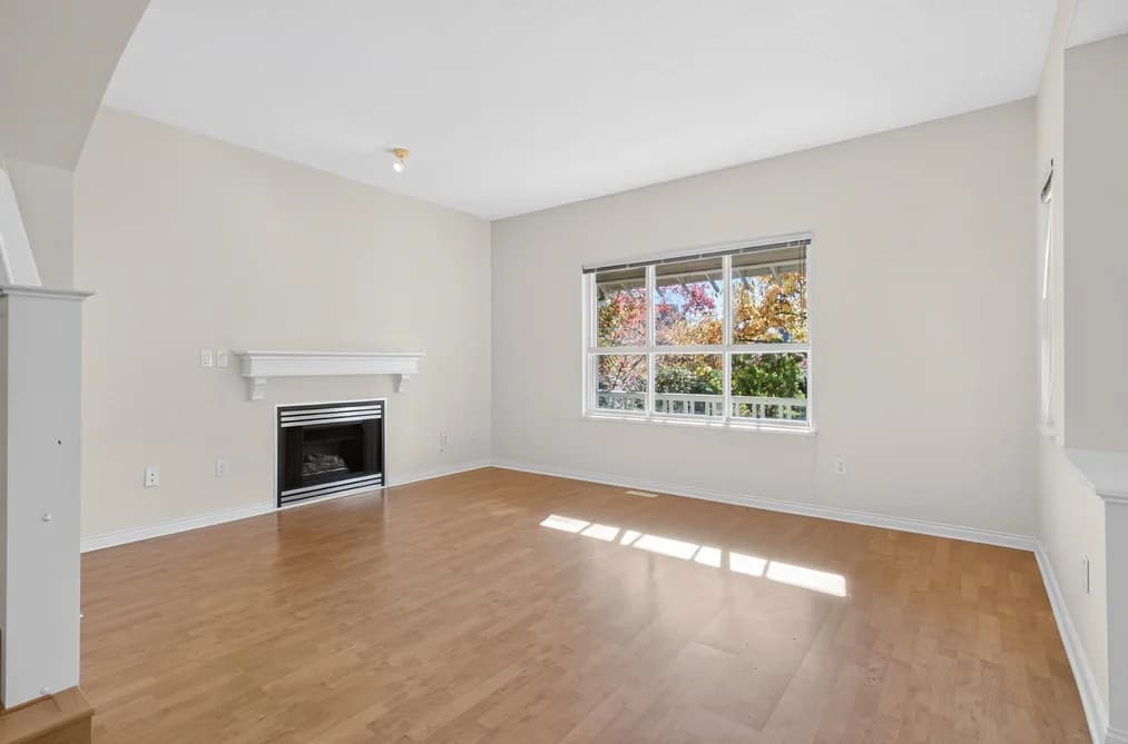 111 FOUNDRY ROW, New Westminster, BC — Residential for Sale - Photo 2