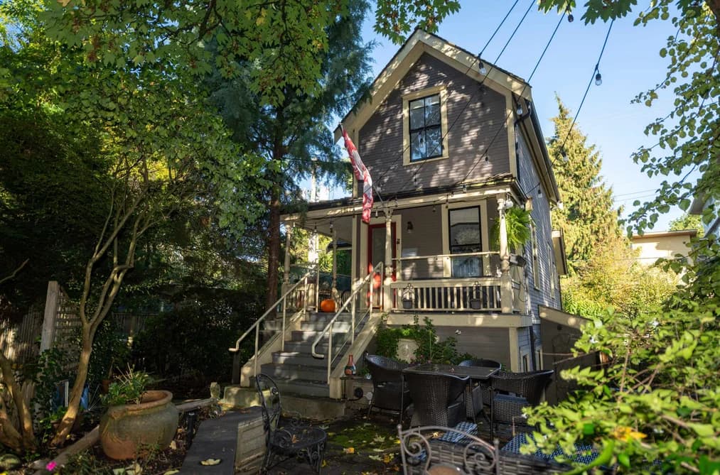 1117-1119 PENDRELL STREET, Vancouver, BC — Residential for Sale - Photo 2