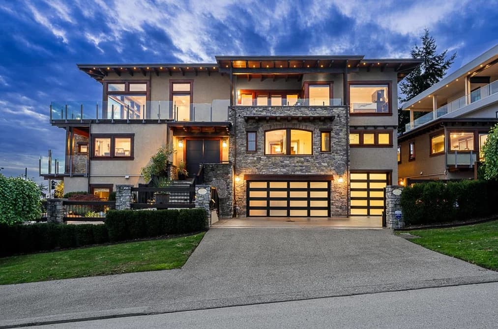 1117 PARKER STREET, White Rock, BC — Residential for Sale - Main Photo