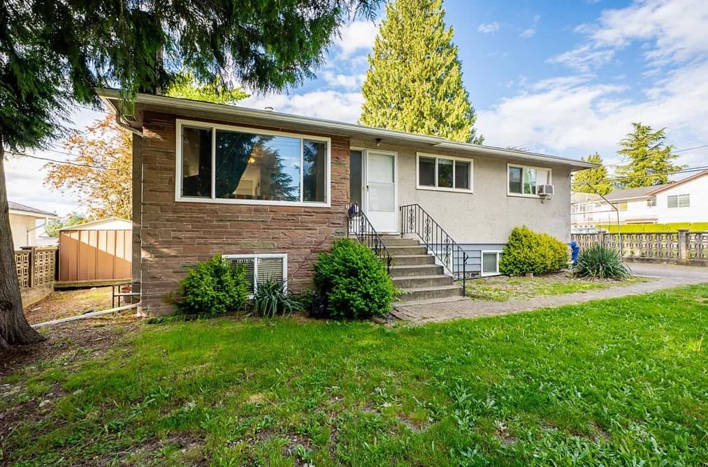 11191 90 AVENUE, Surrey, BC — Residential for Sale - Photo 2