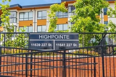 Condo for sale at 112 11641 227 Street Maple Ridge British Columbia - MLS: R3139831