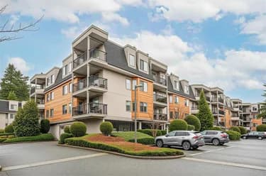 Condo for sale at 112 1720 Southmere Crescent Surrey British Columbia - MLS: R3109956