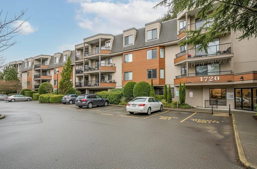 112 1720 SOUTHMERE CRESCENT, Surrey, BC — Residential for Sale - Photo 2