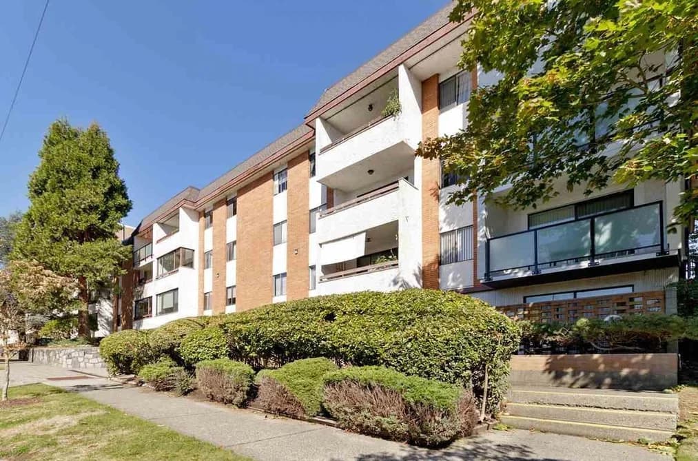 112 515 ELEVENTH STREET, New Westminster, BC — Residential for Sale - Main Photo