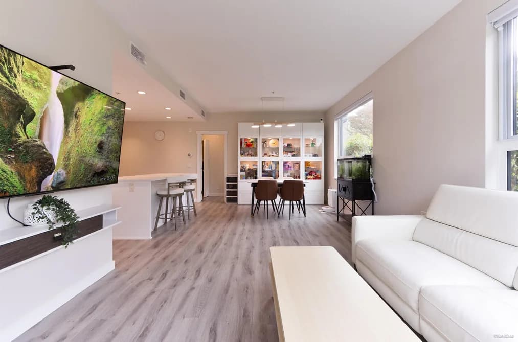 112 9233 ODLIN ROAD, Richmond, BC — Residential for Sale - Photo 2