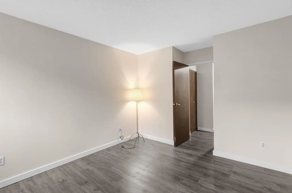 1121 HOWIE AVENUE, Coquitlam, BC — Residential for Sale - Photo 2
