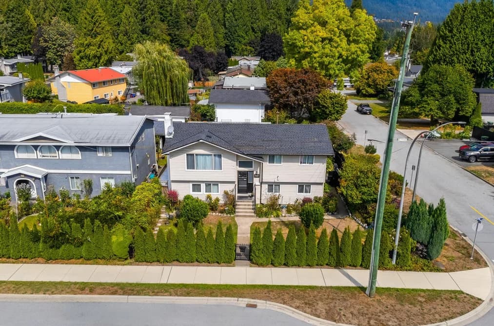 1121 PRAIRIE AVENUE, Port Coquitlam, BC — Residential for Sale - Main Photo