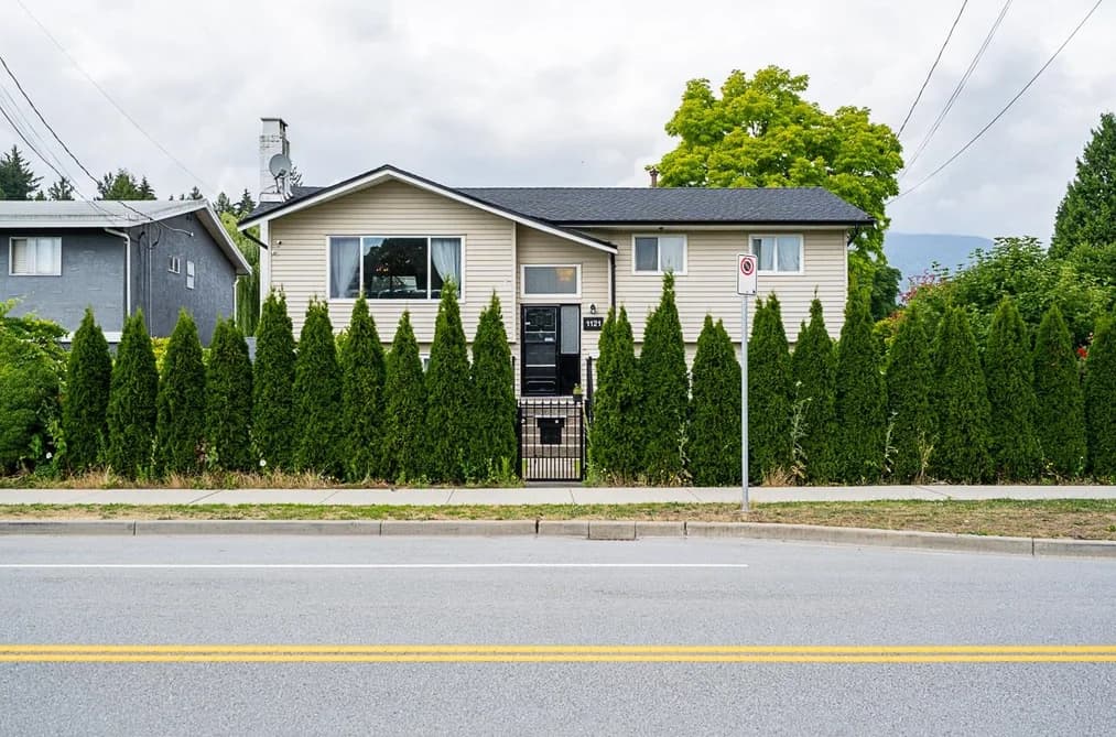 1121 PRAIRIE AVENUE, Port Coquitlam, BC — Residential for Sale - Main Photo