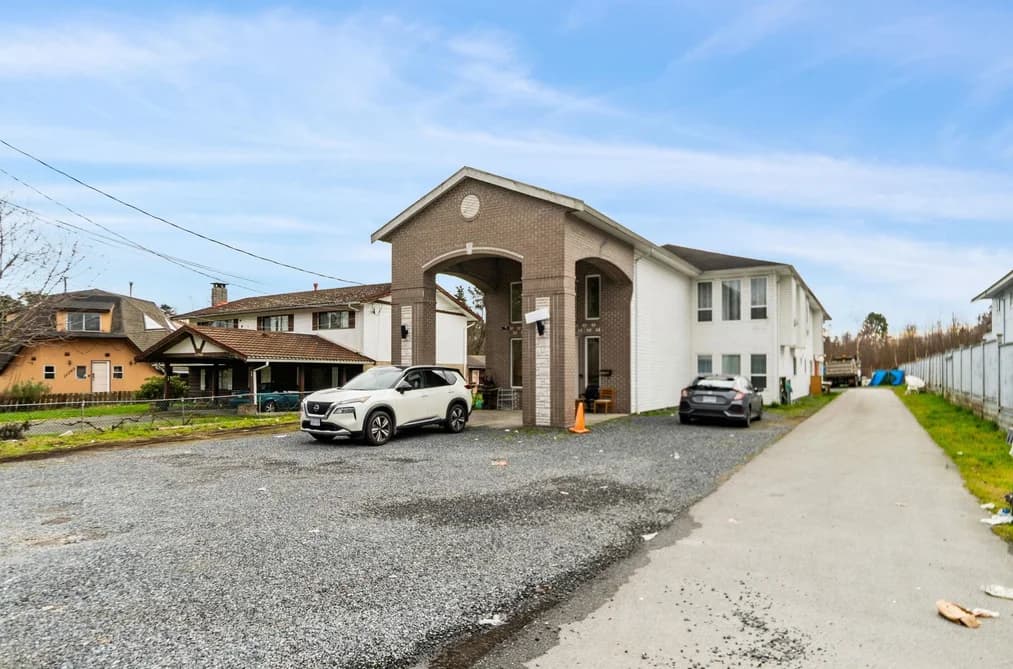 11260 WESTMINSTER HIGHWAY, Richmond, BC — Residential for Sale - Photo 2