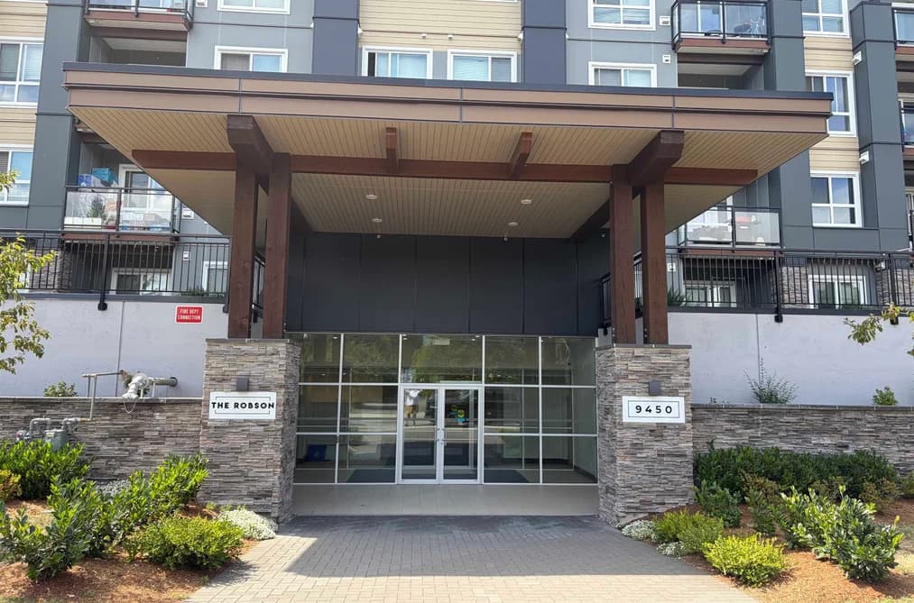 113 9450 ROBSON STREET, Chilliwack, BC — Residential for Sale - Photo 2