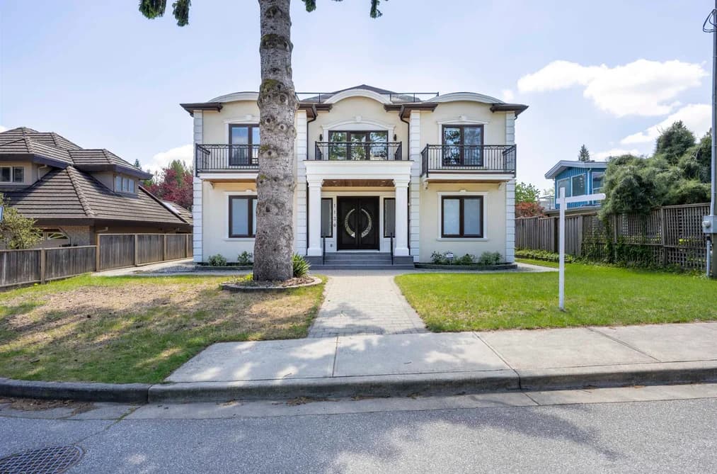1130 SMITH AVENUE, Coquitlam, BC — Residential for Sale - Photo 2