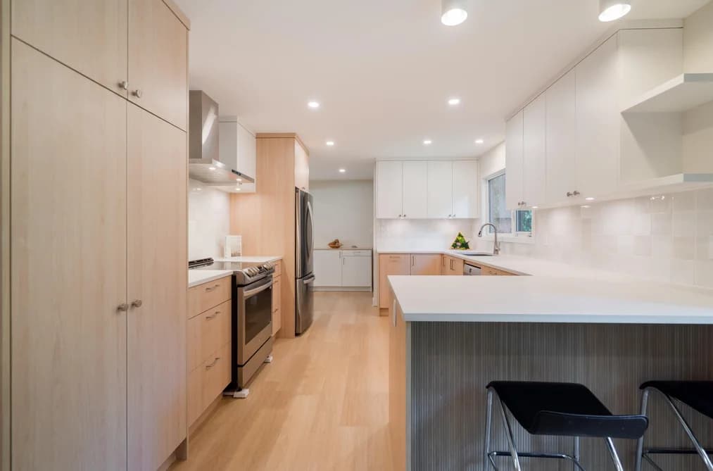 1139 HERITAGE BOULEVARD, North Vancouver, BC — Residential for Sale - Main Photo