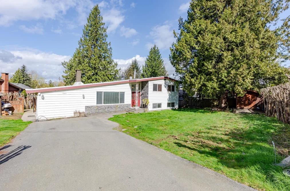 11411 LOUGHREN DRIVE, Surrey, BC — Residential for Sale - Photo 2