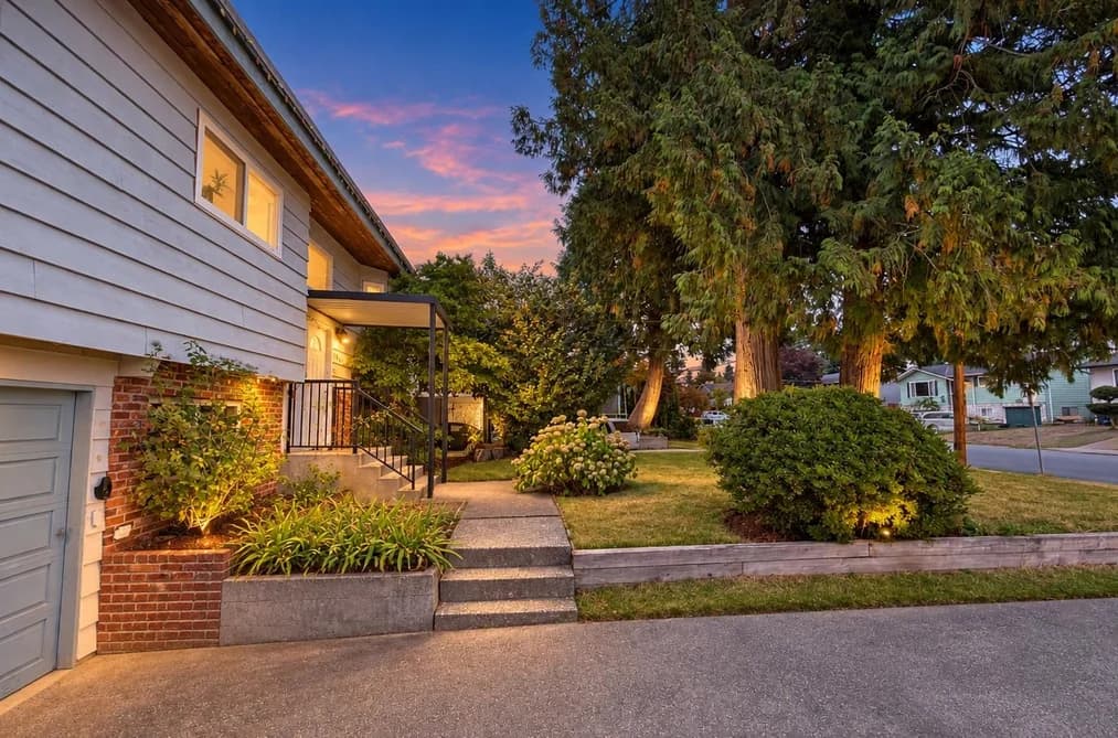 11443 75 AVENUE, Delta, BC — Residential for Sale - Photo 2