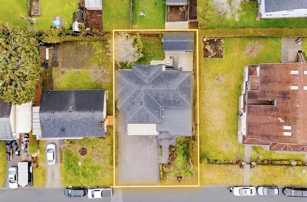11467 76A AVENUE, Delta, BC — Residential for Sale - Photo 2