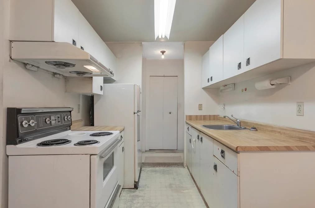115 1440 E BROADWAY STREET, Vancouver, BC — Residential for Sale - Photo 2