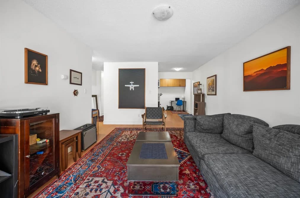 115 170 E 3RD STREET, North Vancouver, BC — Residential for Sale - Main Photo