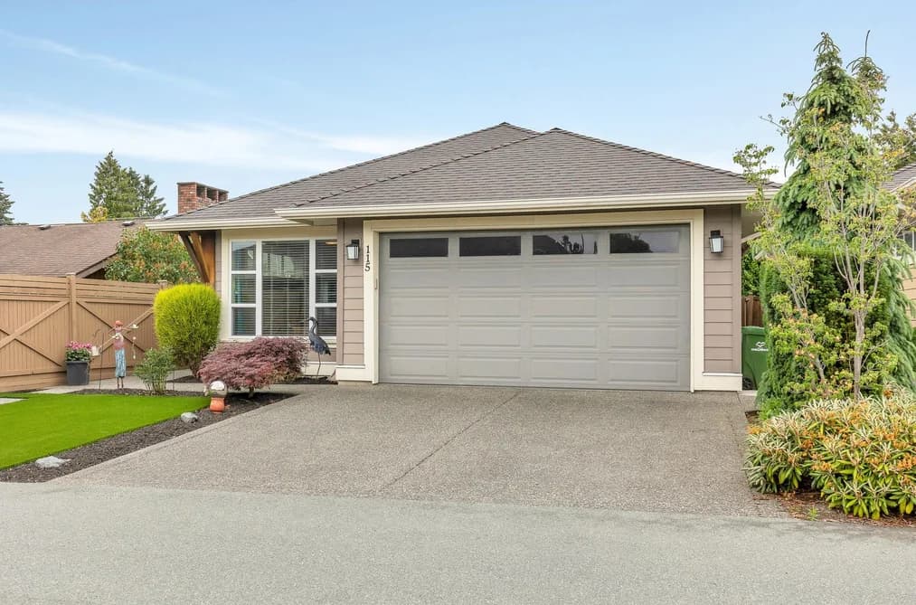 115 6540 DOGWOOD DRIVE, Chilliwack, BC — Residential for Sale - Photo 2