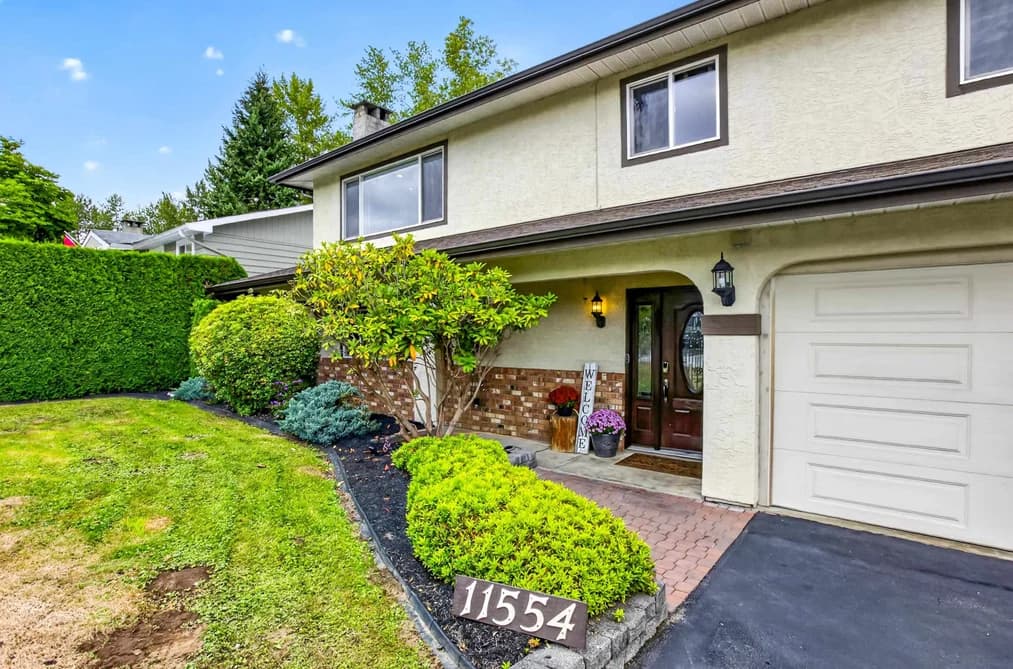 11554 WILDWOOD CRESCENT, Pitt Meadows, BC — Residential for Sale - Photo 2