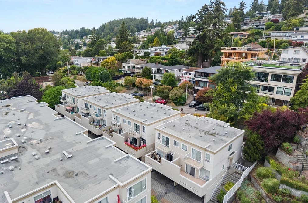 1157 VIDAL STREET, White Rock, BC — Residential for Sale - Photo 2