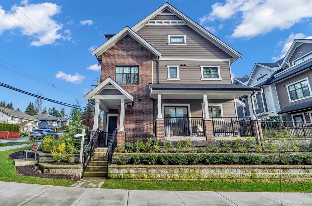 116 678 FAIRVIEW STREET, Coquitlam, BC — Residential for Sale - Photo 2