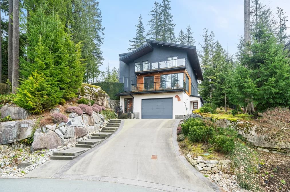 116 DEERVIEW LANE, Anmore, BC — Residential for Sale - Main Photo