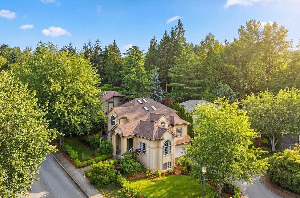 116 PARKSIDE DRIVE, Port Moody, BC — Residential for Sale - Main Photo