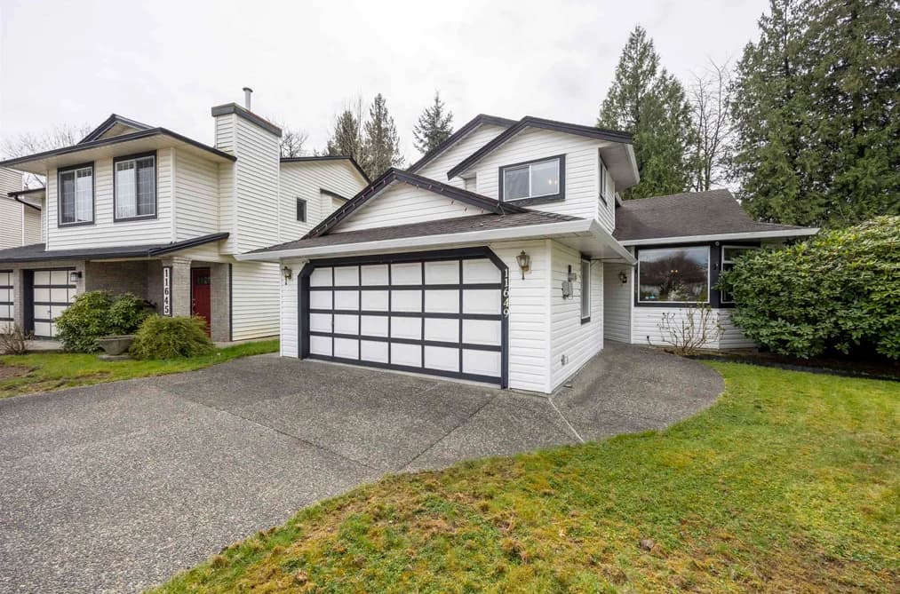 11649 202B STREET, Maple Ridge, BC — Residential for Sale - Photo 2