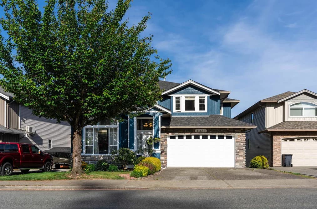 11656 CREEKSIDE STREET, Maple Ridge, BC — Residential for Sale - Main Photo