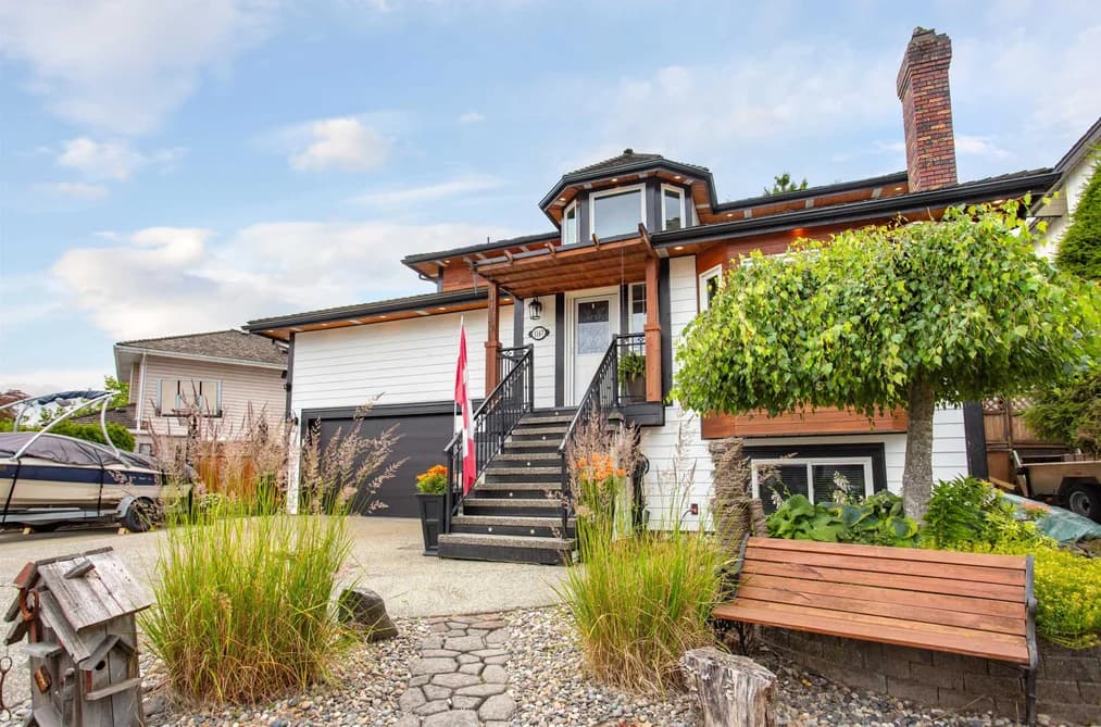 1167 CASTLE CRESCENT, Port Coquitlam, BC — Residential for Sale - Photo 2