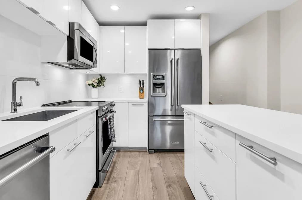 117 723 W 3RD STREET, North Vancouver, BC — Residential for Sale - Photo 2