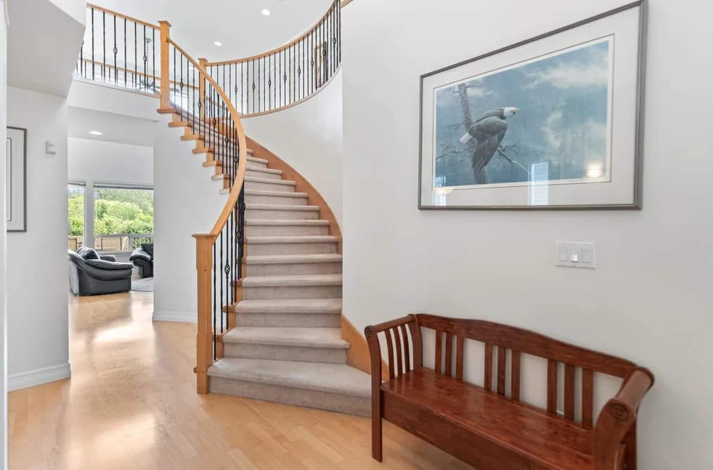11728 CREEKSIDE STREET, Maple Ridge, BC — Residential for Sale - Photo 2