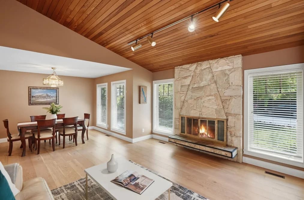 11779 LYON ROAD, Delta, BC — Residential for Sale - Photo 2