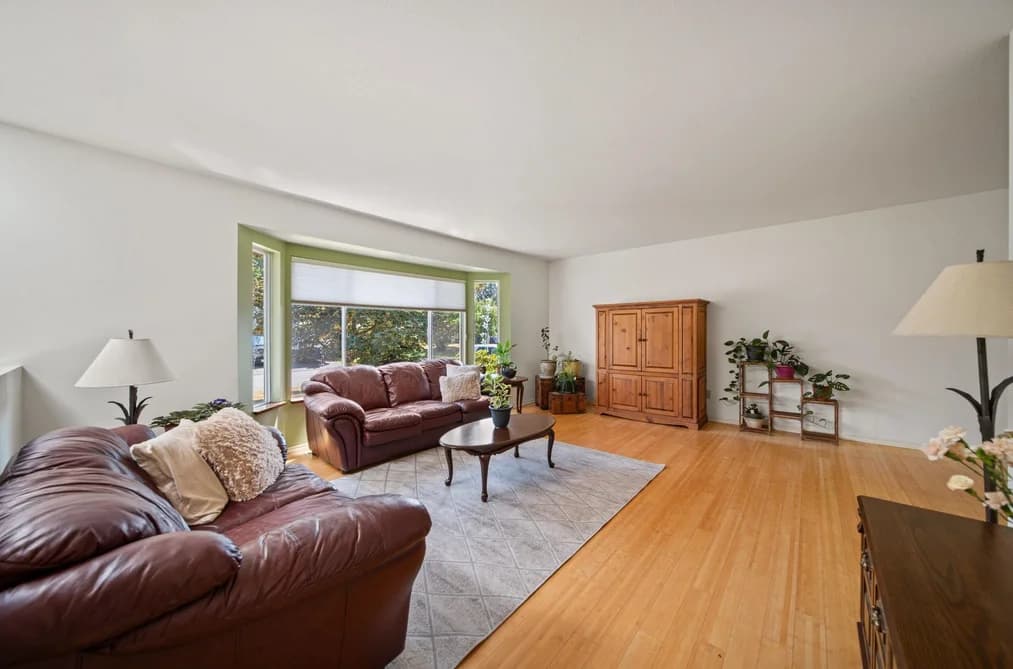 11791 229TH STREET, Maple Ridge, BC — Residential for Sale - Photo 2