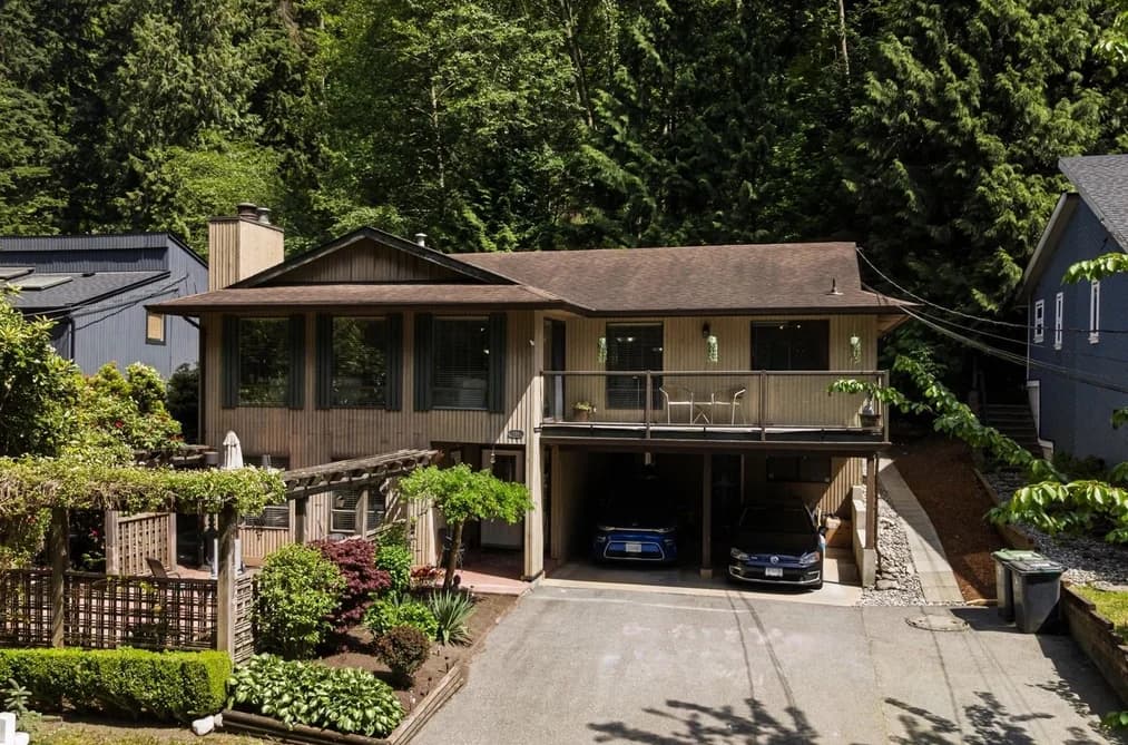 1184 RIVERSIDE DRIVE, North Vancouver, BC — Residential for Sale - Main Photo