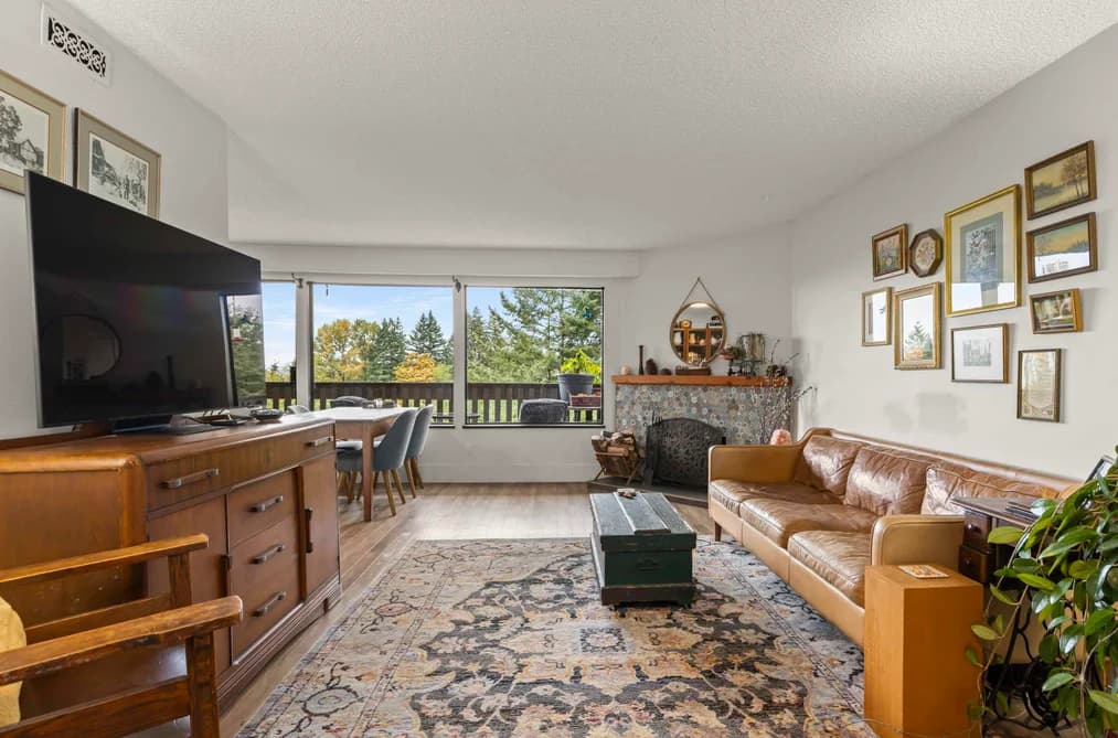 1185 LILLOOET ROAD, North Vancouver, BC — Residential for Sale - Photo 2