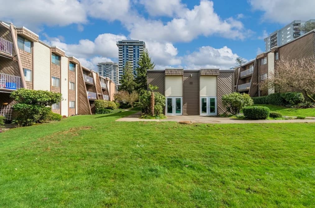119 3911 CARRIGAN COURT, Burnaby, BC — Residential for Sale - Photo 2