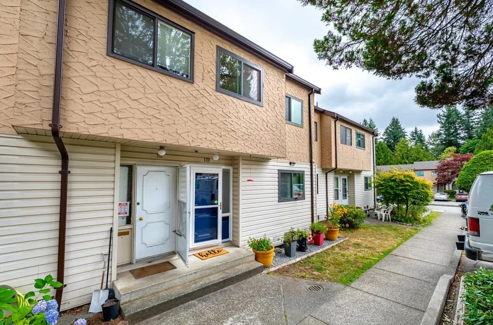 119 511 GATENSBURY STREET, Coquitlam, BC — Residential for Sale - Main Photo