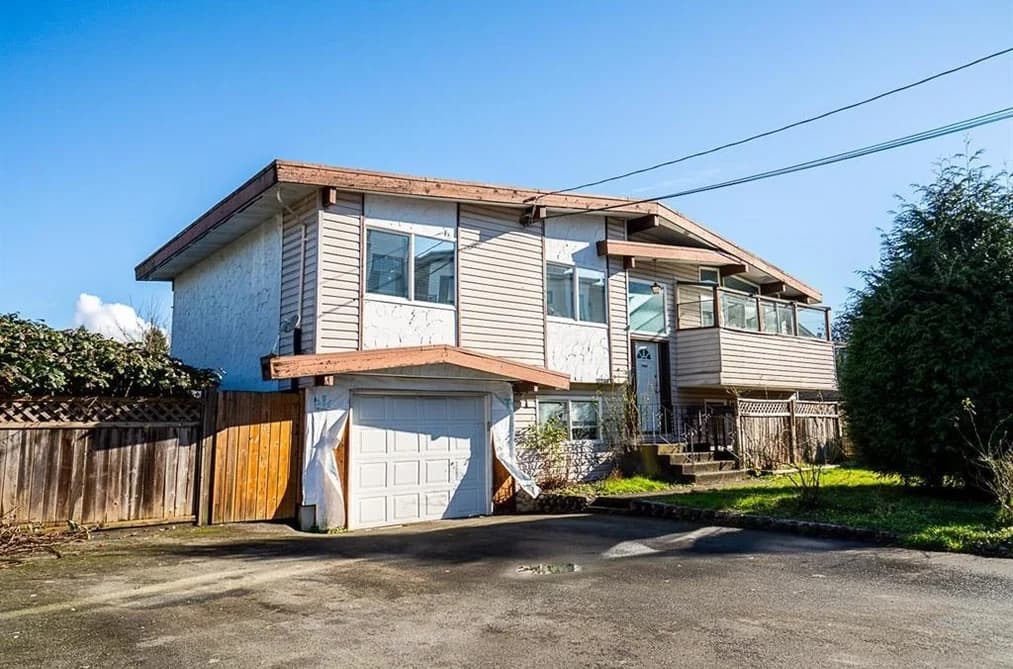 11900 BURNETT STREET, Maple Ridge, BC — Residential for Sale - Main Photo