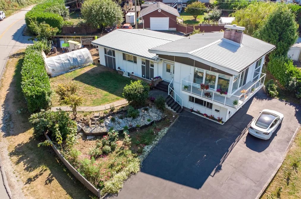 11906 100 AVENUE, Surrey, BC — Residential for Sale - Photo 2