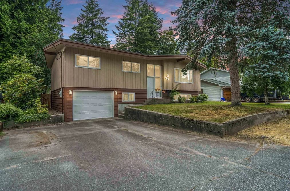 11939 HALL STREET, Maple Ridge, BC — Residential for Sale - Main Photo