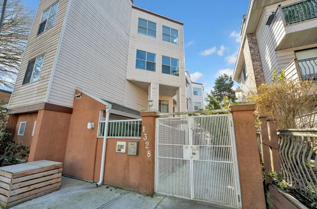 12 1328 W 73RD AVENUE, Vancouver, BC — Residential for Sale - Main Photo