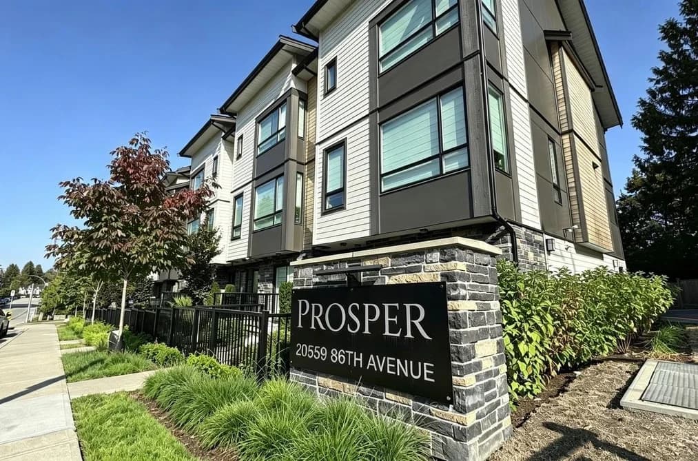 12 20559 86 AVENUE, Langley, BC — Residential for Sale - Main Photo