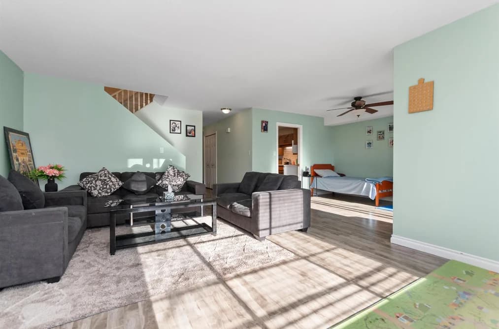 12 2575 MCADAM STREET, Abbotsford, BC — Residential for Sale - Photo 2