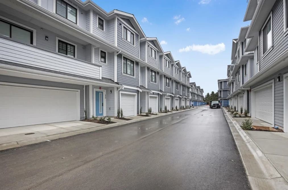 12 789 OTA AVENUE, New Westminster, BC — Residential for Sale - Photo 2
