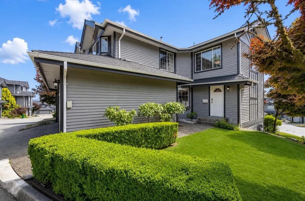 120 1685 PINETREE WAY, Coquitlam, BC — Residential for Sale - Photo 2