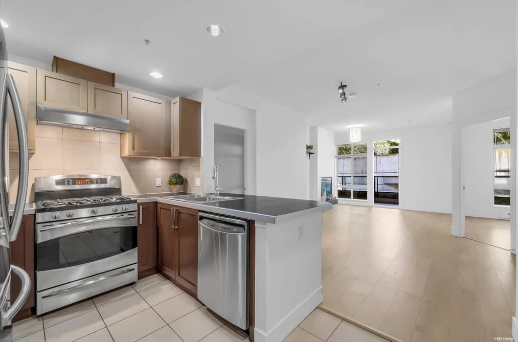 120 5777 BIRNEY AVENUE, Vancouver, BC — Residential for Sale - Main Photo
